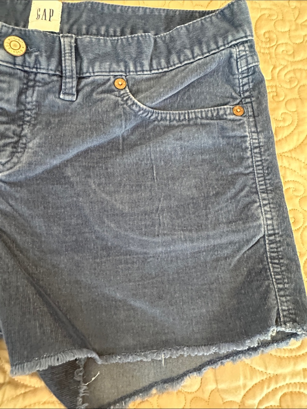 GAP Blue Denim Cutoff Shorts - Picture 3 of 6